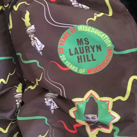 NWOT Graphics Active Sweatpants - Picture 6 of 7